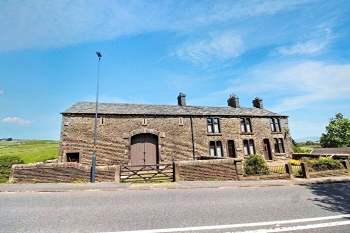 5 Bedroom Farmhouse For Sale In Colne Road, Cowling, Keighley, BD22