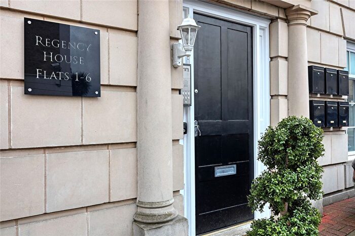 2 Bedroom Flat For Sale In Station Court, Radford Way, Billericay, Essex, CM12