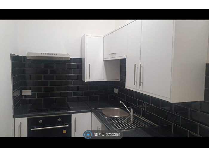 1 Bedroom Flat To Rent In Colwyn Road, Northampton, NN1