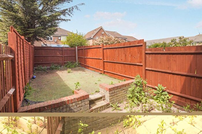 2 Bedroom Terraced House To Rent In Kangley Bridge Road London, SE26