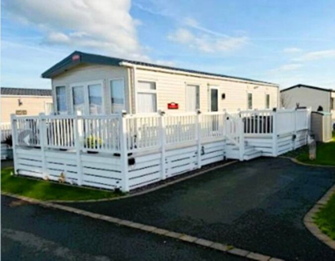 2 Bedroom Property For Sale In , Abergele, LL22