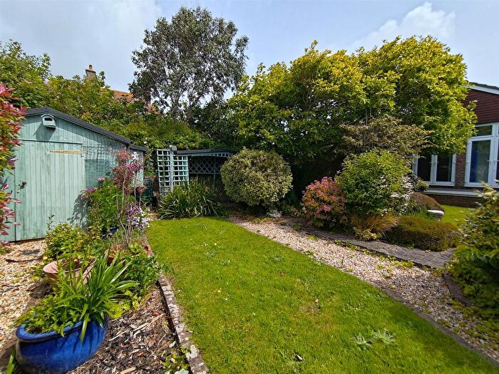 2 Bedroom Detached Bungalow For Sale In Chyngton Lane North, Seaford, BN25