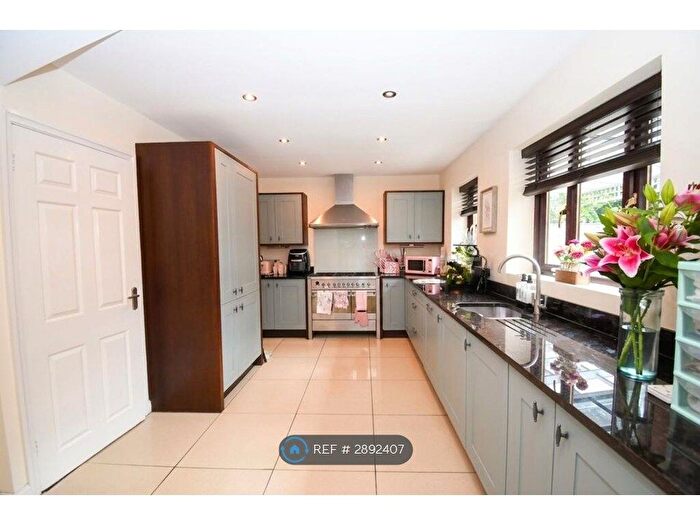 4 Bedroom End Of Terrace House To Rent In Montonmill Gardens, Manchester, M30