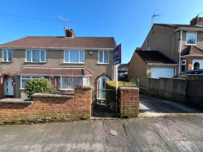 3 Bedroom Semi Detached House For Sale In Woodstock Road, Kingswood, Bristol, BS15