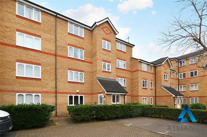 1 Bedroom Property To Rent In Telegraph Place, London, E14