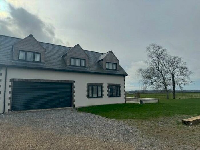 1 Bedroom Apartment To Rent In The Annex, Pylle, BA4