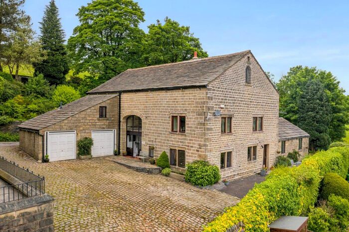 5 Bedroom Barn Conversion For Sale In Lumb Carr Road, Little Holcombe, BL8