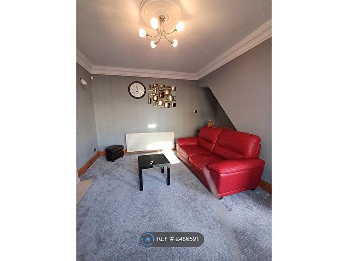 2 Bedroom Terraced House To Rent In Richardshaw Lane, Pudsey, LS28