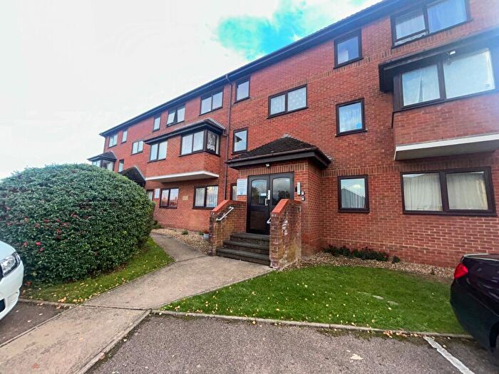 2 Bedroom Apartment For Sale In Back Street, Biggleswade, SG18