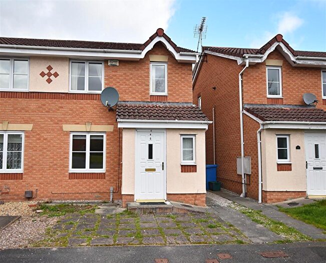 3 Bedroom End Of Terrace House For Sale In Fishguard Close, Wrexham, LL13