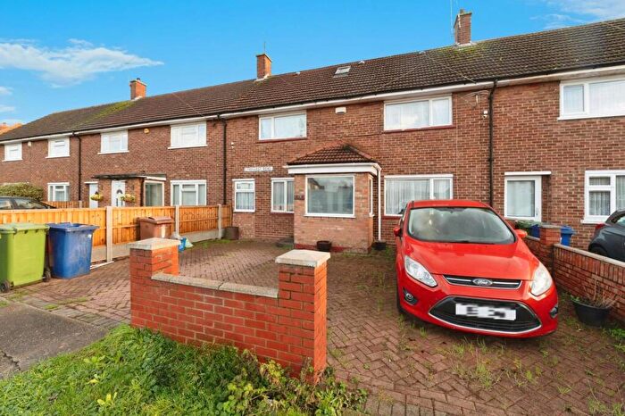 6 Bedroom Terraced House For Sale In Lyndhurst Road, Corringham, Stanford-le-Hope, Essex, SS17