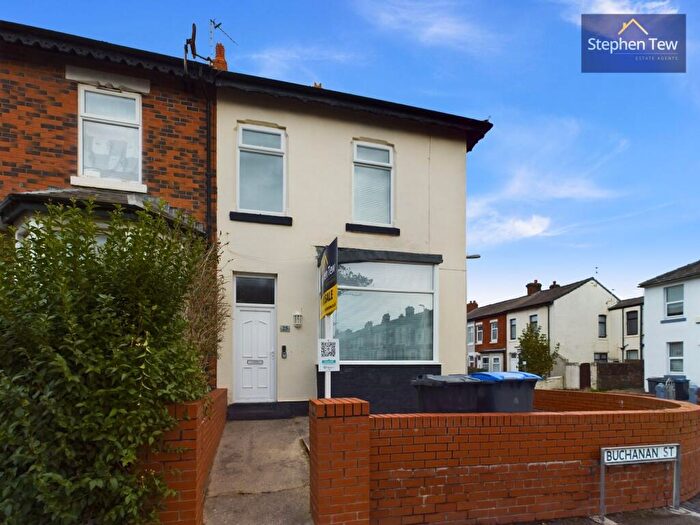 3 Bedroom End Of Terrace House For Sale In Buchanan Street, Blackpool, FY1