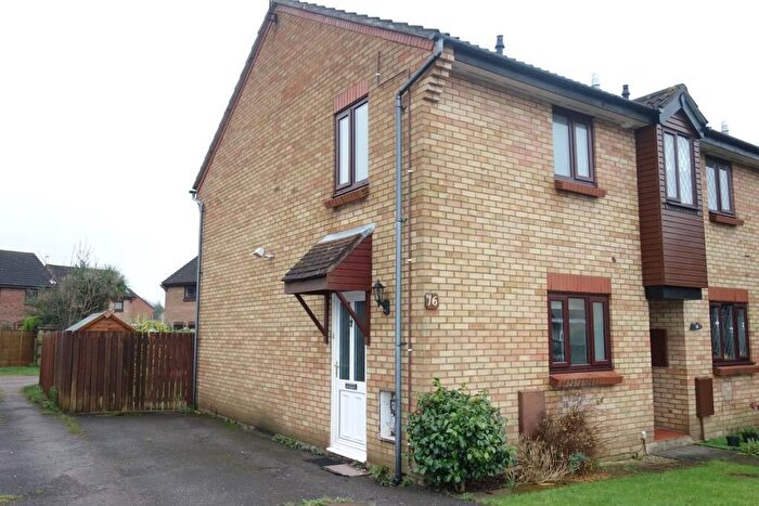 2 Bedroom End Terrace House To Rent In Merlin Close, Penarth, CF64