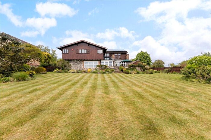4 Bedroom Detached House For Sale In Pie Garden, Flamstead, St. Albans, Hertfordshire, AL3