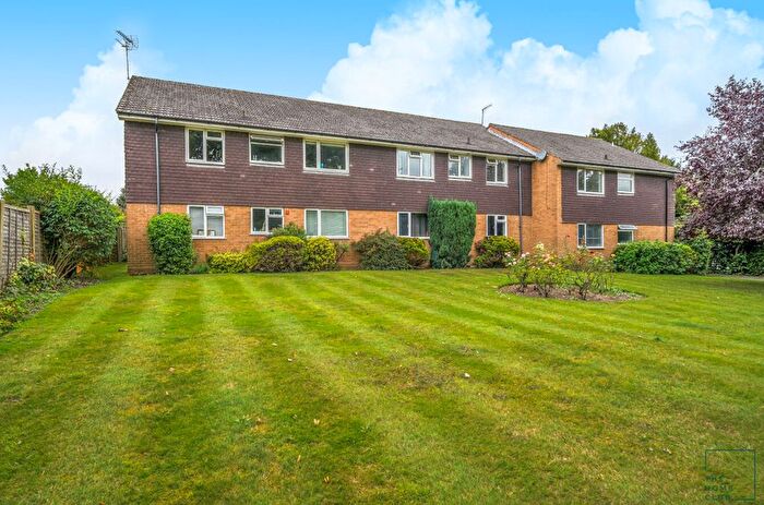 2 Bedroom Flat To Rent In Avon Court, Pit Farm Road, Guildford, GU1