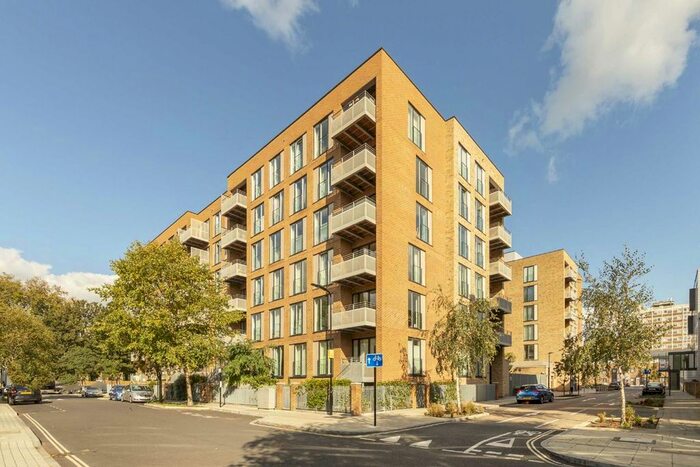 2 Bedroom Flat To Rent In Lee Street, London, E8