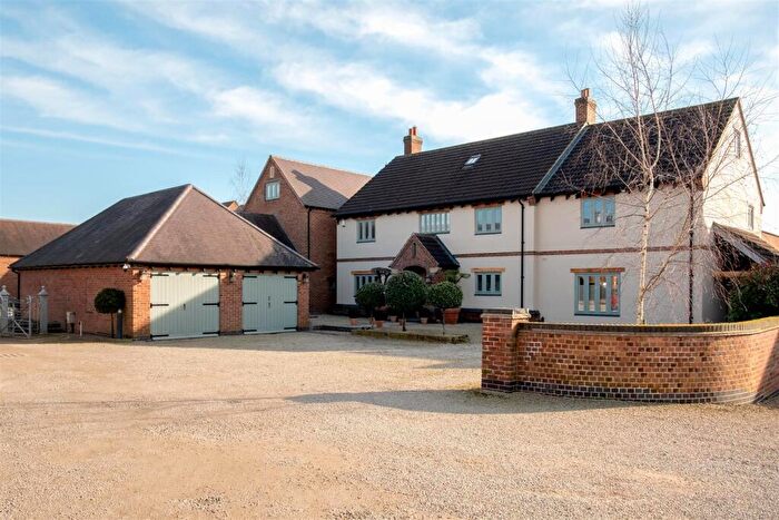 6 Bedroom Detached House For Sale In Main Street, Barton In The Beans, CV13