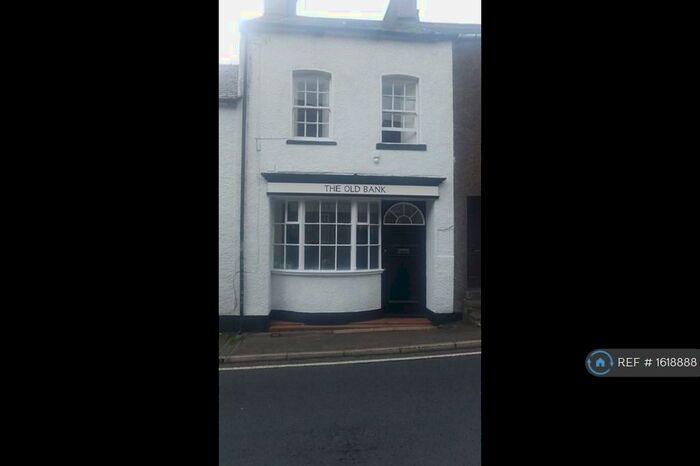 3 Bedroom Terraced House To Rent In Main Street, Bootle, LA19