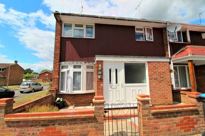 1 Bedroom End Of Terrace House To Rent In Cheviots, Hemel Hempstead, Hertfordshire, HP2