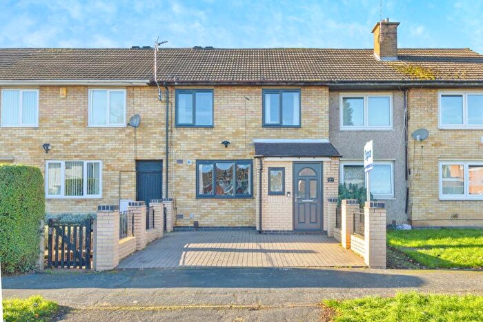 3 Bedroom Semi Detached House For Sale In Liberty Road, Leicester, LE3