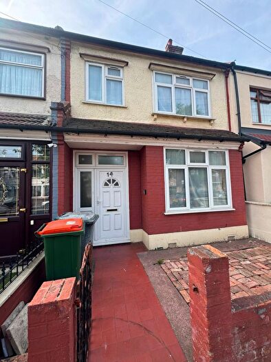 4 Bedroom Terraced House To Rent In Flanders Road, London, E6