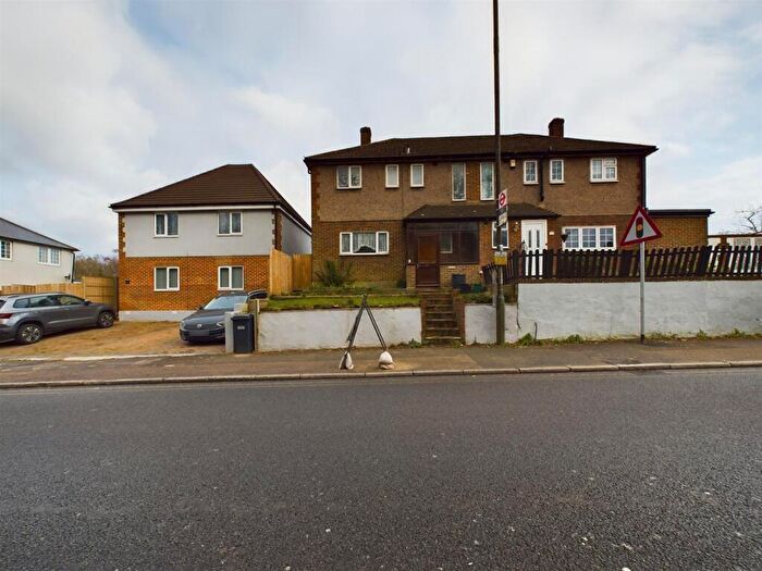 3 Bedroom House To Rent In Brighton Road, Hooley, Coulsdon, CR5