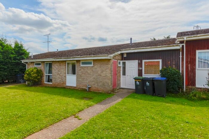 4 Bedroom Bungalow To Rent In Kemsing Gardens, Canterbury CT2