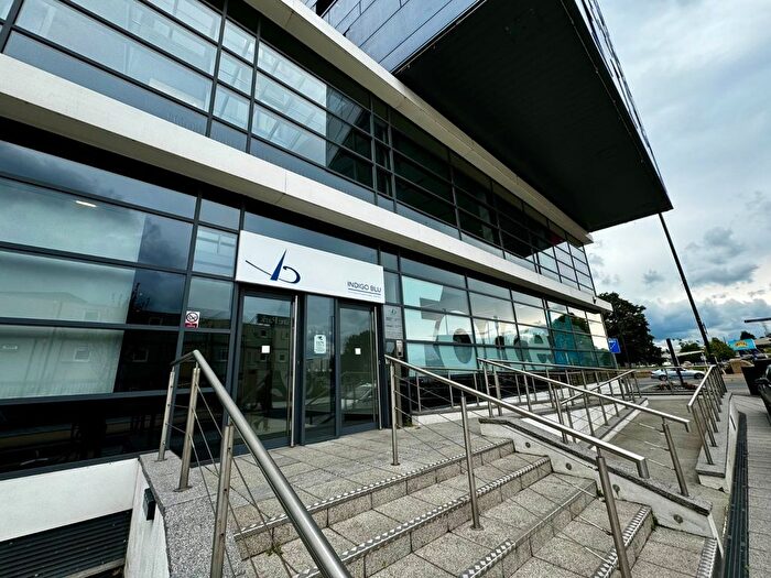 1 Bedroom Flat To Rent In Crown Point Road, Hunslet, Leeds, West Yorkshire, LS10