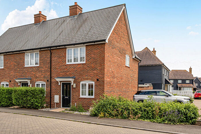 2 Bedroom End Of Terrace House For Sale In Keepers Cottage Lane, Wouldham, Rochester, ME1