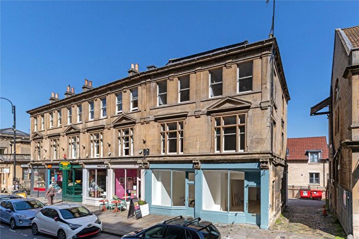4 Bedroom Flat For Sale In Walcot Street, Bath, Somerset, BA1