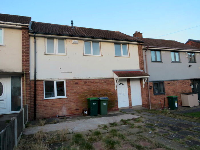 3 Bedroom House To Rent In Fairway Road, Oldbury, B68