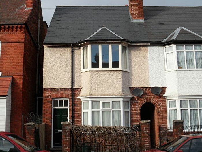 2 Bedroom Apartment To Rent In Flat, Westfield Road, Kings Heath, B14