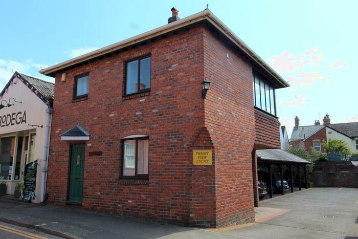 2 Bedroom Detached House To Rent In Wick Lane, Christchurch, BH23