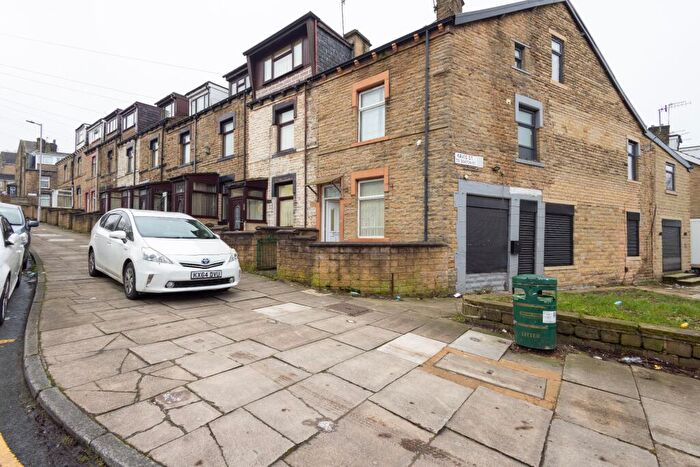 4 Bedroom Terraced House For Sale In Harewood Street, Bradford, BD3