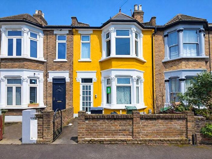 3 Bedroom Terraced House For Sale In Norton Road, Leyton, E10