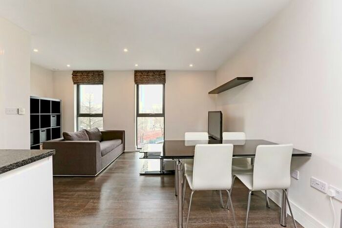 1 Bedroom Flat To Rent In George Row, London, SE16