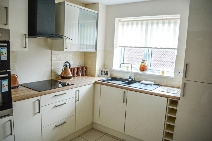 2 Bedroom Flat To Rent In Kilner Court, Doncaster, South Yorkshire, DN12