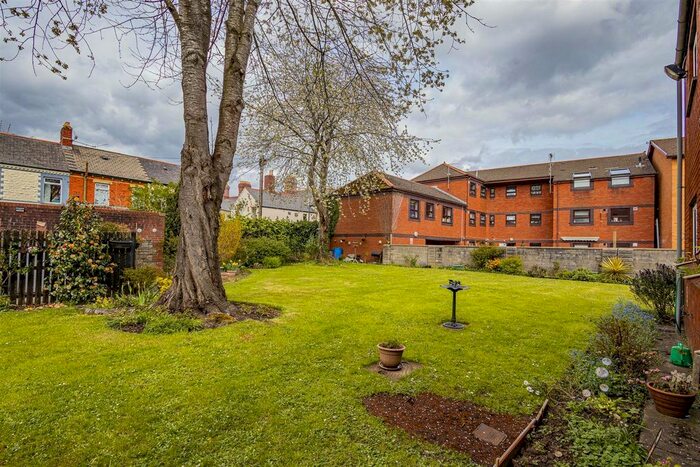 2 Bedroom Flat To Rent In Carmarthen Street, Canton, Cardiff, CF5