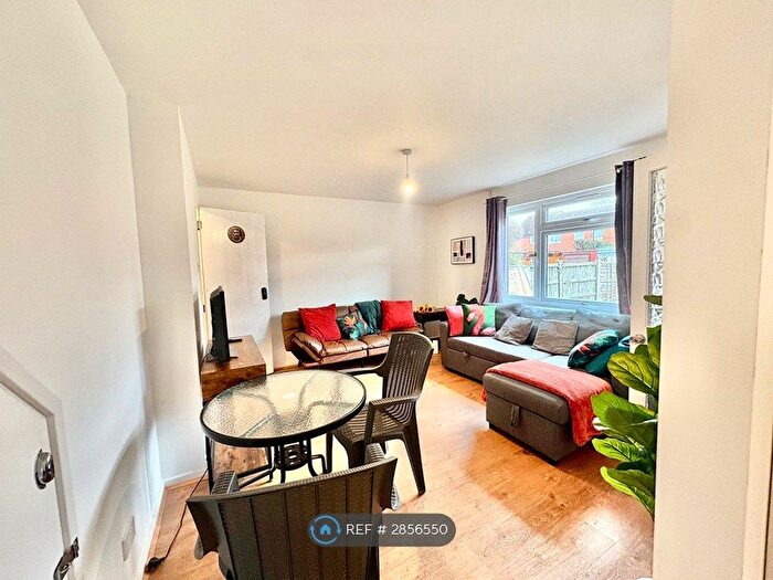 4 Bedroom Semi Detached House To Rent In Dunnock Road, London, E6