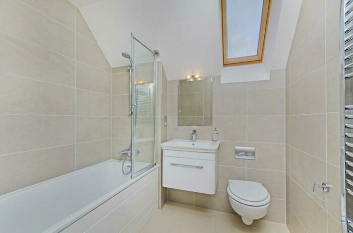 1 Bedroom Flat To Rent In Waldram Park Road, Forest Hill, London, SE23