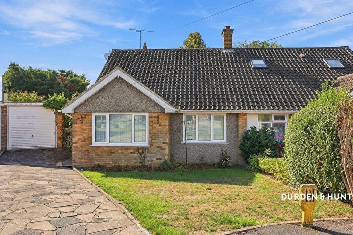 2 Bedroom Semi Detached Bungalow For Sale In Plowmans, Rayleigh, SS6