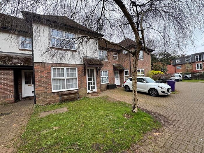 1 Bedroom Maisonette For Sale In St Martins Road, SG3