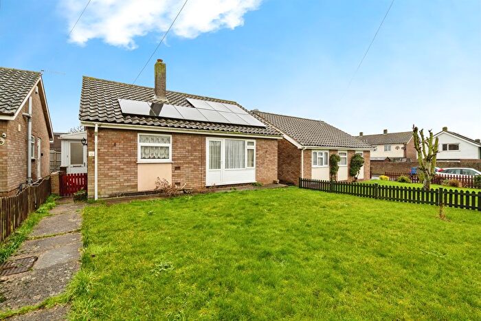 3 Bedroom Detached Bungalow For Sale In Chestnut Road, Dickleburgh, Diss, IP21