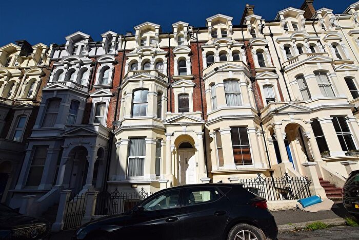 1 Bedroom Flat To Rent In Warrior Gardens, St. Leonards On Sea, TN37