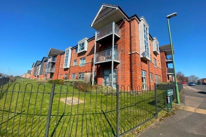 2 Bedroom Flat To Rent In Keepers Gate, Birmingham, B37
