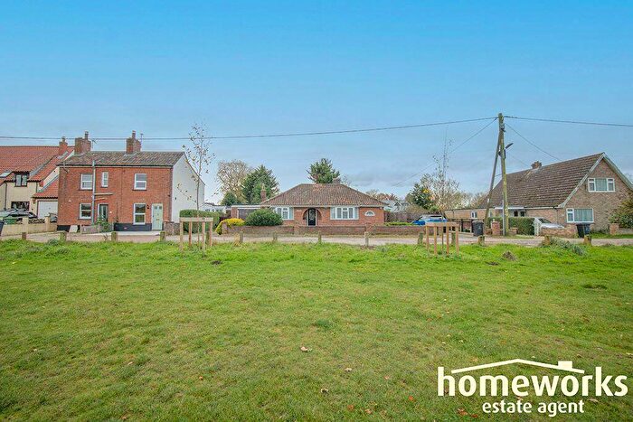 2 Bedroom Detached Bungalow For Sale In Neatherd Moor, Dereham, NR20