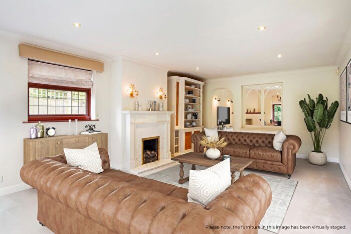 4 Bedroom Detached House To Rent In Hither Chantlers, Langton Green, Tunbridge Wells, TN3