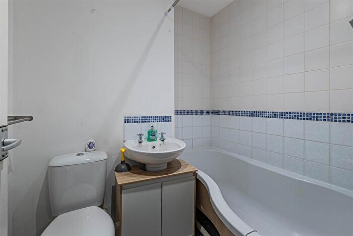 2 Bedroom End Of Terrace House For Sale In Philip Street, Canton, Cardiff, CF11