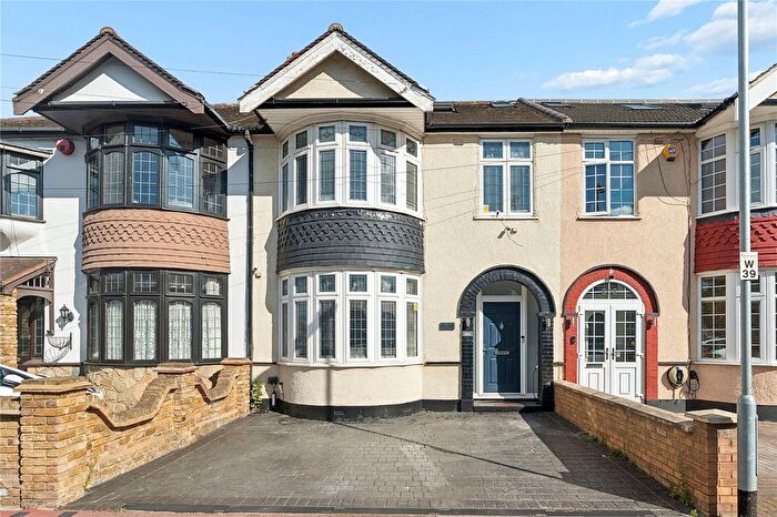 3 Bedroom Terraced House For Sale In Westrow Drive, Barking, IG11