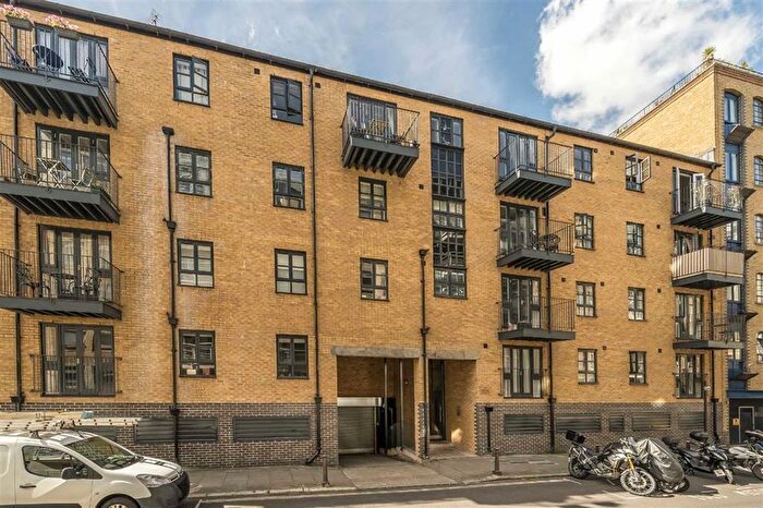 2 Bedroom Flat To Rent In Gainsford Street, London, SE1